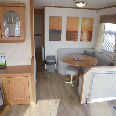 ホテル 6 Berth The Wolds Salisbury Addlethorpe エクステリア 写真