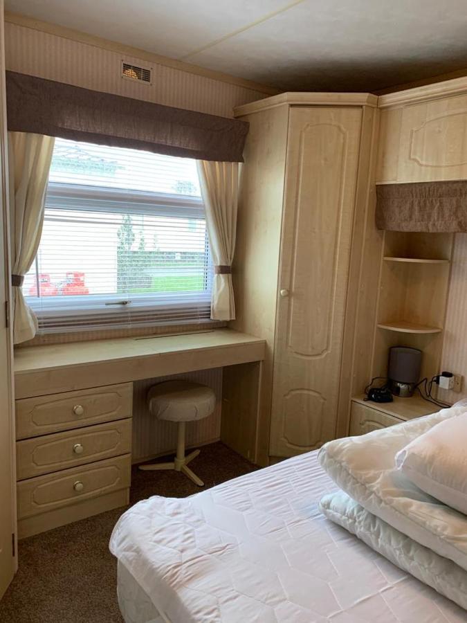 ホテル 6 Berth The Wolds Salisbury Addlethorpe エクステリア 写真